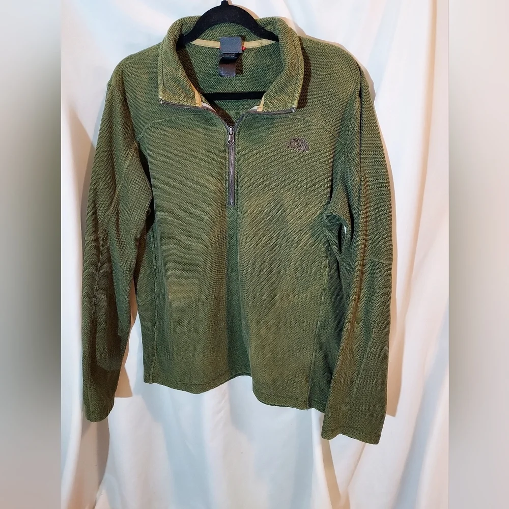 The North Face Olive Green Men's Fleece Pullover #gorpcore